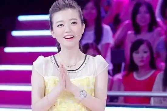 于莎莎在金曲捞和我想和你唱不断搞怪