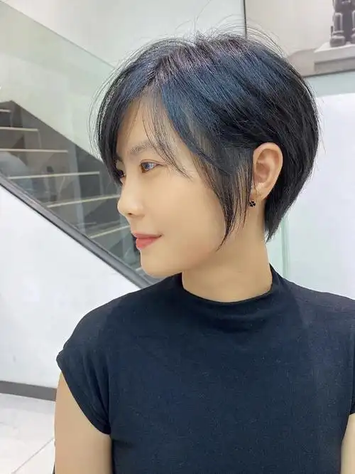 气质短发