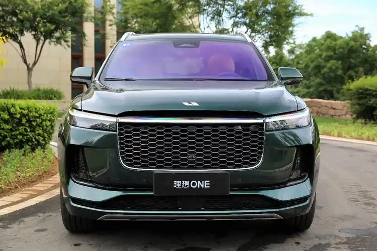 理想的绿色出行伙伴试驾2021款理想one