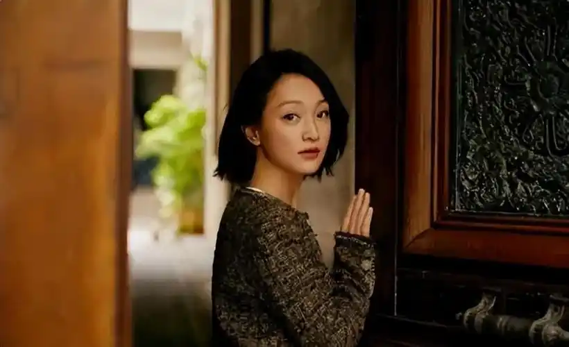 回顾周迅万花丛中过片叶不沾身如今还是精灵少女模样