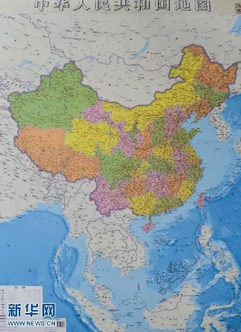 其与湖北省测绘学会共同编制的竖版《世界地势图》《世界知识地图》