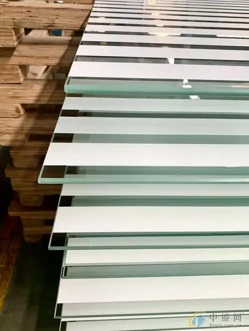 格美特彩釉玻璃白色条纹斑纹玻璃隔断移门玻璃