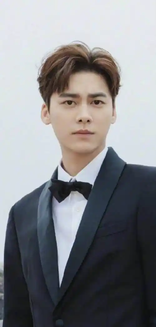 李易峰:辜负盛世的美,输给躁动的荷尔蒙_女朋友_警方_美貌