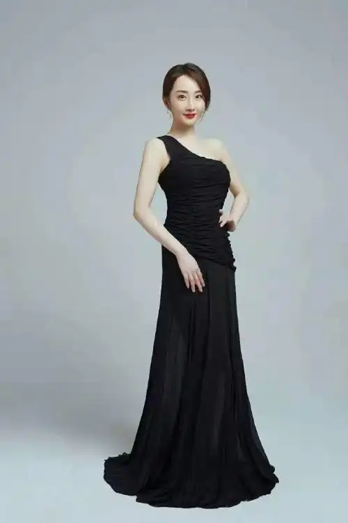 程媛媛广告代言代言费大概多怎么请程媛媛做代言明星代言报价