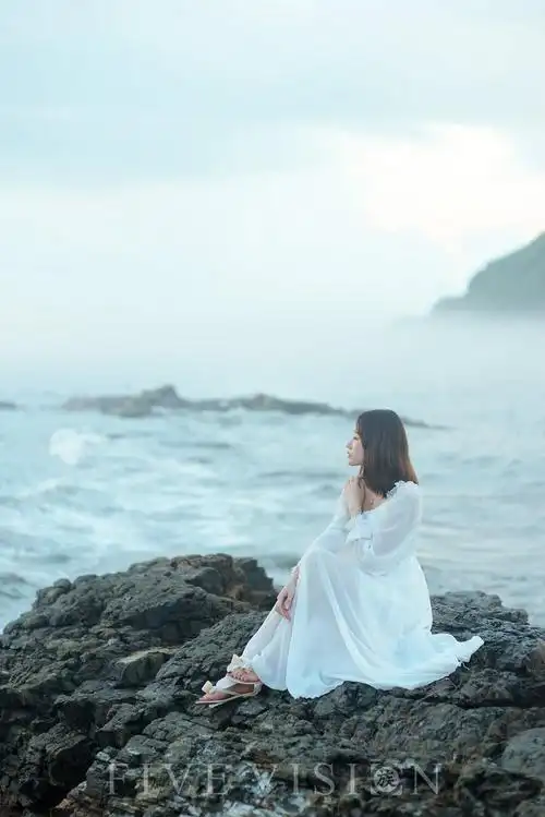 思念如海【三组海边美女】