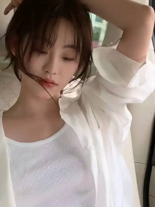 原创祝绪丹白水妆惊艳亮相清新美女实力圈粉