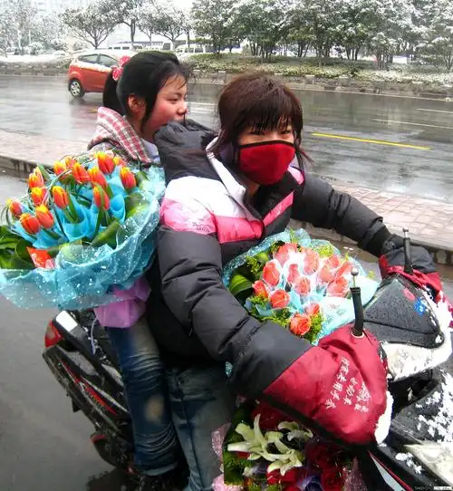 南京情人节忙煞送花工