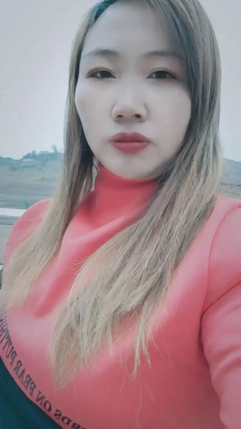 我人也长得很丑,没有其他的女人长得那么迷人,只有自己找钱自己 - 抖