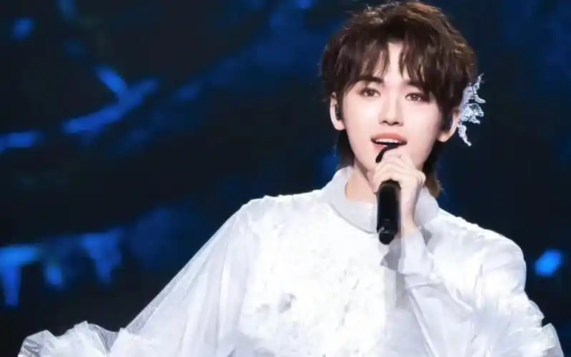 【宋亚轩舞台向reaction】哇~好听到耳朵怀孕!舞跳的也好好哦