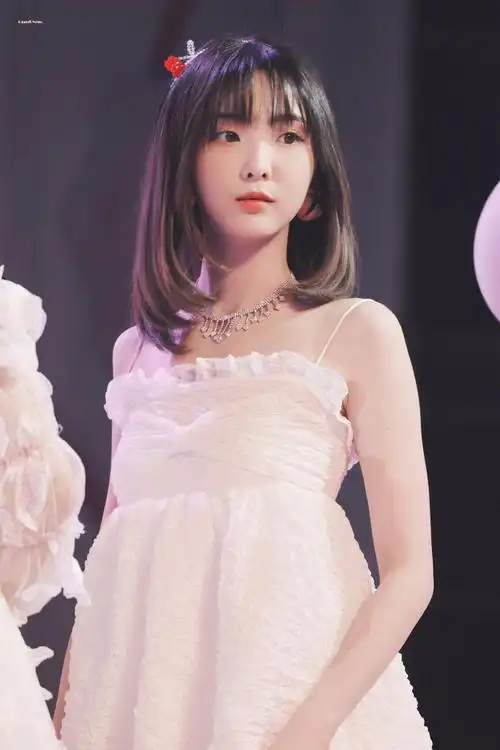 郑乃馨硬糖少女303门面主唱