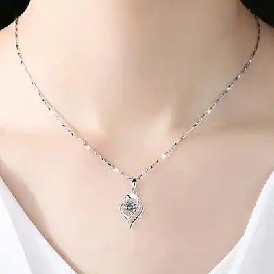 铂金项链女正品pt950白金18k吊坠四叶草锁骨链送女友时尚简约礼物