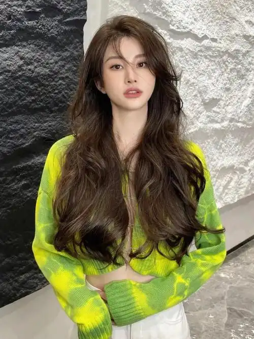 氛围感卷发自然温柔且柔美的大卷发美美哒