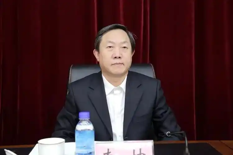 张旭东任中国龙江森工集团有限公司党委书记,董事长 张成林任副书记