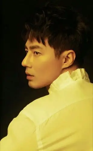 韩国帅大叔之赵寅成,腿哥这名号可不是白叫的