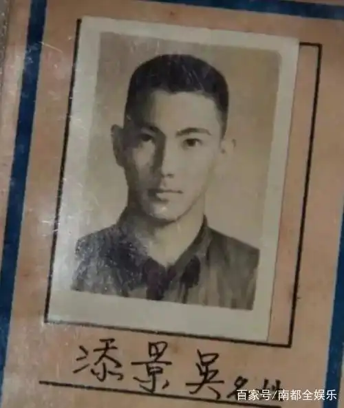 而且吴尊爸爸的名字也很小言啊~吴景添~~都说吴尊很适合演偶像剧,可不