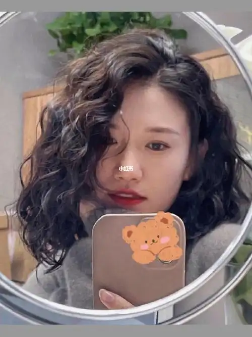 这样烫好显发量啊09蓬松法式复古港风蛋卷头