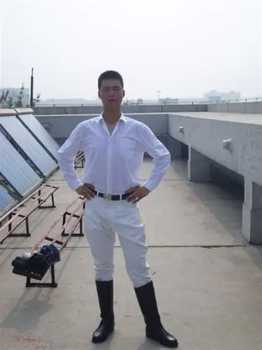 【转载】军营马靴帅哥