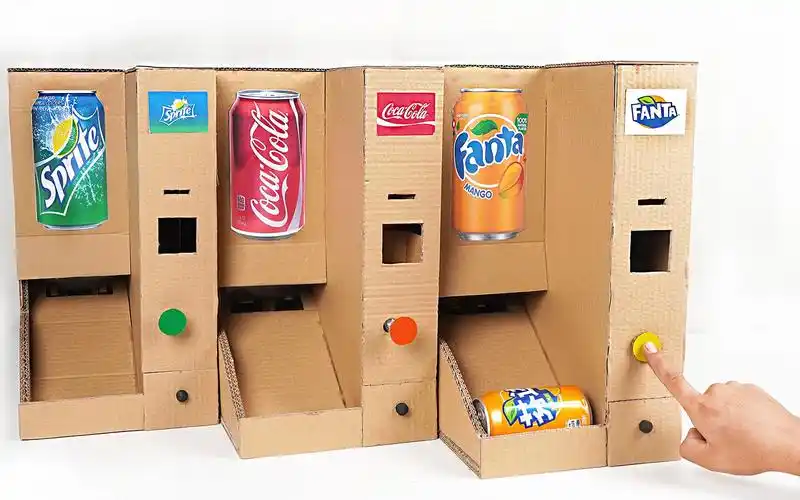【手工制作】如何用纸壳制作饮料自动售货机【手工制作】用纸壳制作