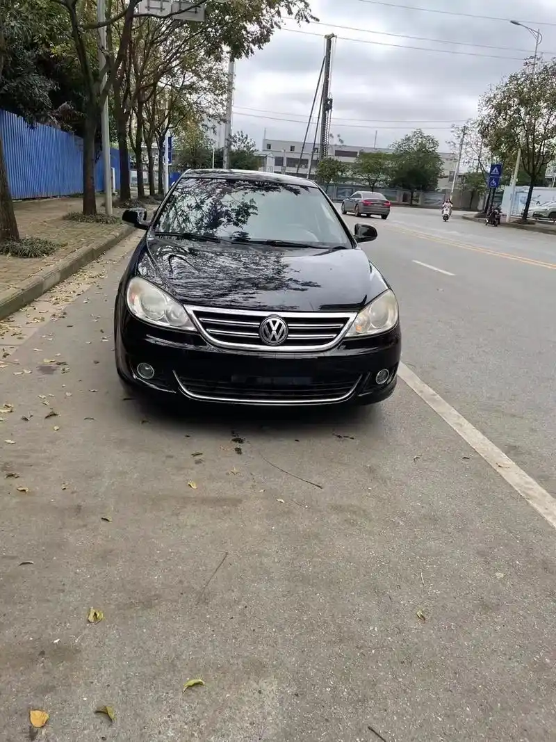 准11年大众朗逸1.4t费用全年,车况免检.1.98万首付8 - 抖音