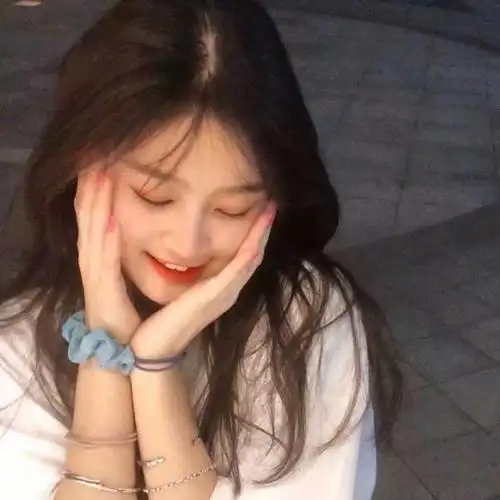 2020最火好看的微信气质美女头像,女生头像图片-回车桌面