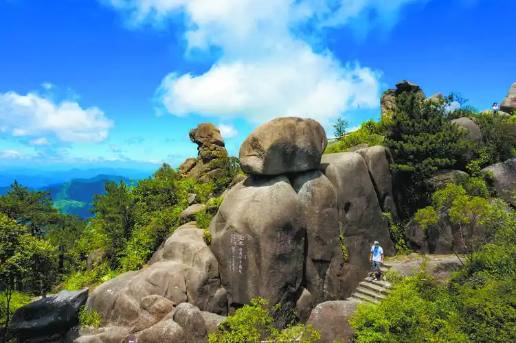 圣门 赖建明摄于九仙山.jpg