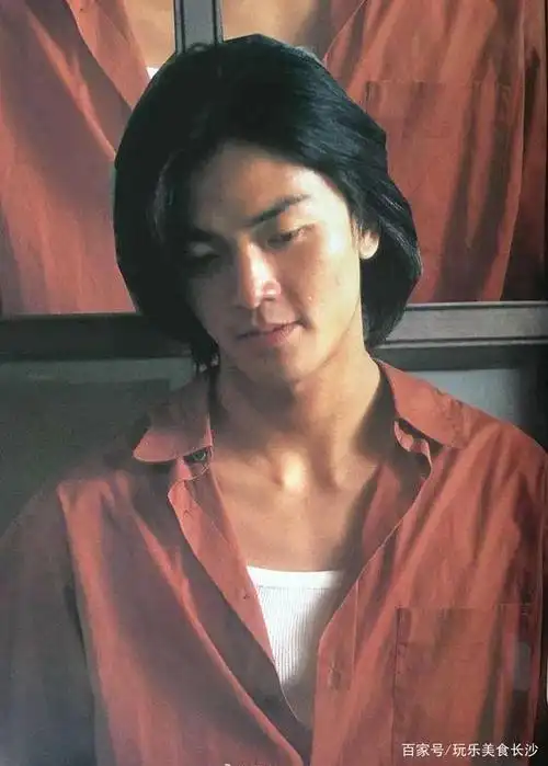 "古惑仔"中的郑伊健,为了蒙嘉慧放弃邵美琪,如今俩人感情怎样