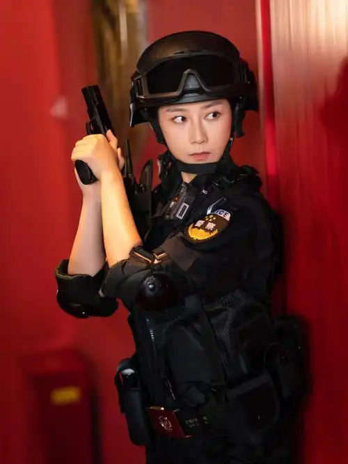 你们要的女特警来了玫瑰利剑剧照