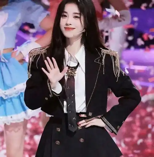 2023共创之夜杨幂丰满有料鞠婧祎太冷艳看到沈腾我笑喷饭了