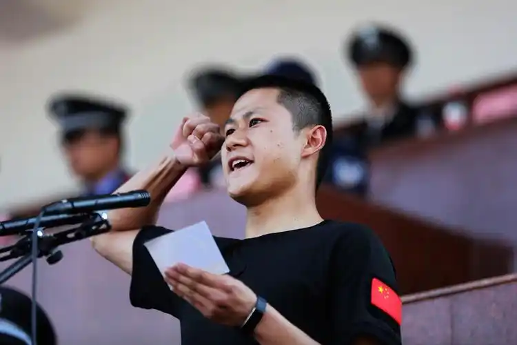 运动员代表宣誓