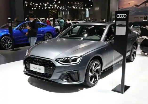 2023款奥迪a4l亮相广州车展配置调整外观内饰动感配20t