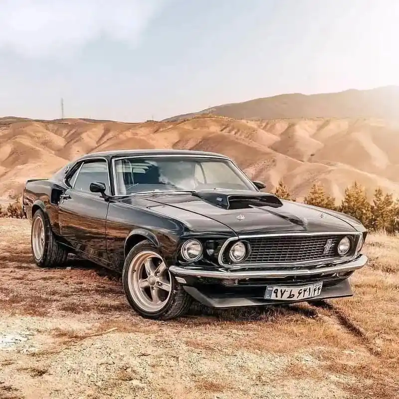 复古情怀车1967款福特野马gt