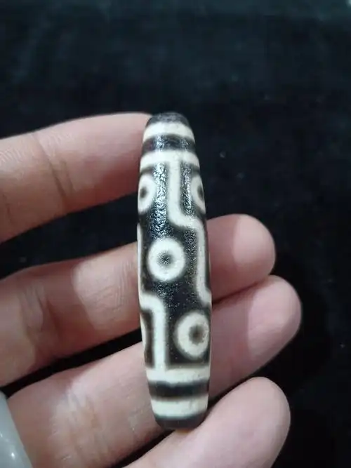 今日秒杀,台湾至纯天珠,完美包浆,完美品相,只挑选出10枚,超大漏,送配