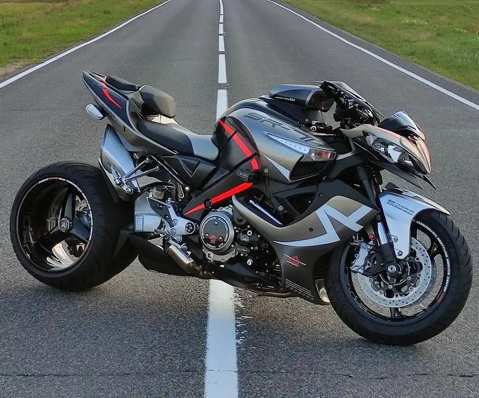 很火的爆改铃木大bking