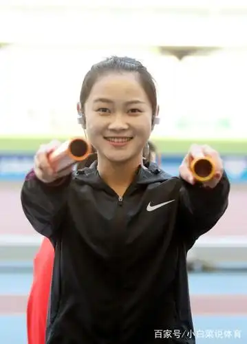其中,备受关注的是短跑运动员梁小静.