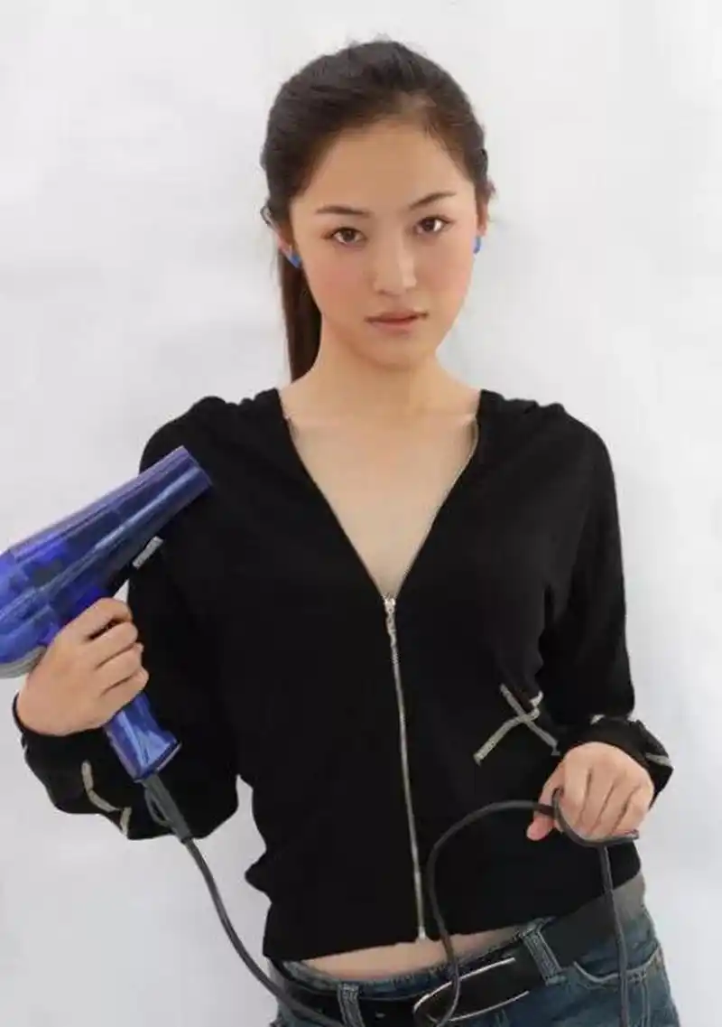 百家姓女神系列之许薇