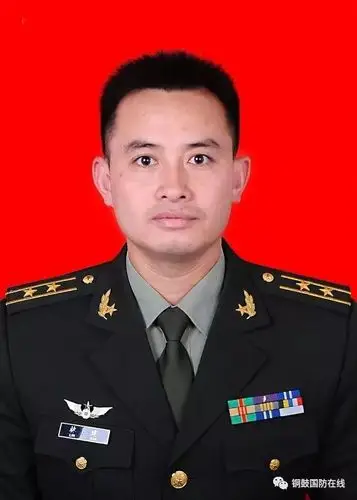 骄傲优秀铜鼓儿女74绿色军营展风采