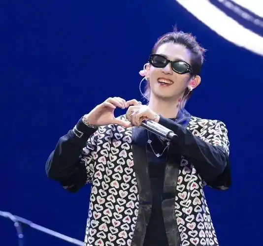 符龙飞_秦亦铭_网友