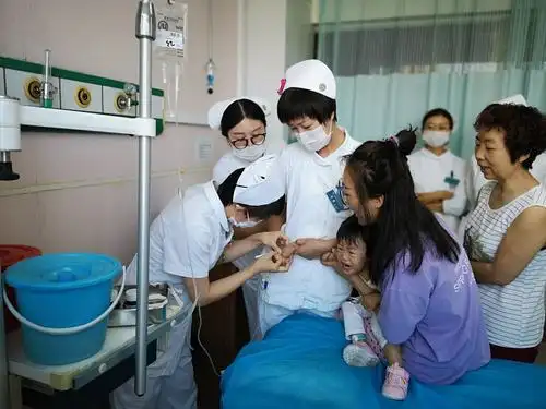 入职3-5年的护士轮转儿科进行小儿静脉穿刺技术培训第一期圆满结束!