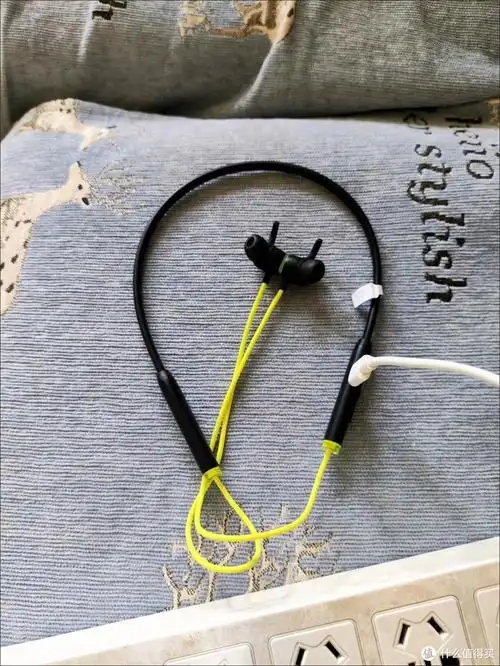 edifier漫步者x200bt真无线蓝牙挂脖颈挂式超长续航耳机