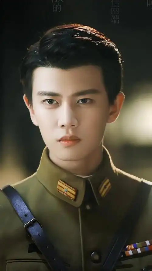 盘点十位军装大帅哥,你最喜欢谁