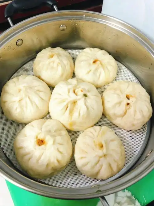 芫荽胡萝卜蒸包