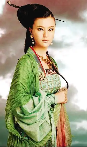 刘孜饰演雷厉风行的铁扇公主