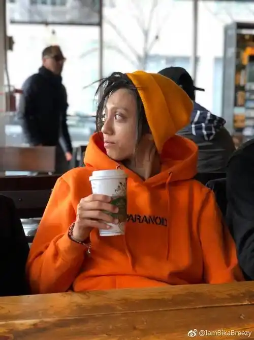 b - 堆糖,美图壁纸兴趣社区