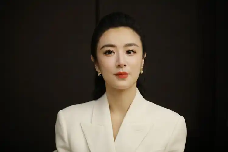 直播界再无一姐13亿破行业最高补税记录薇娅商业帝国崩了