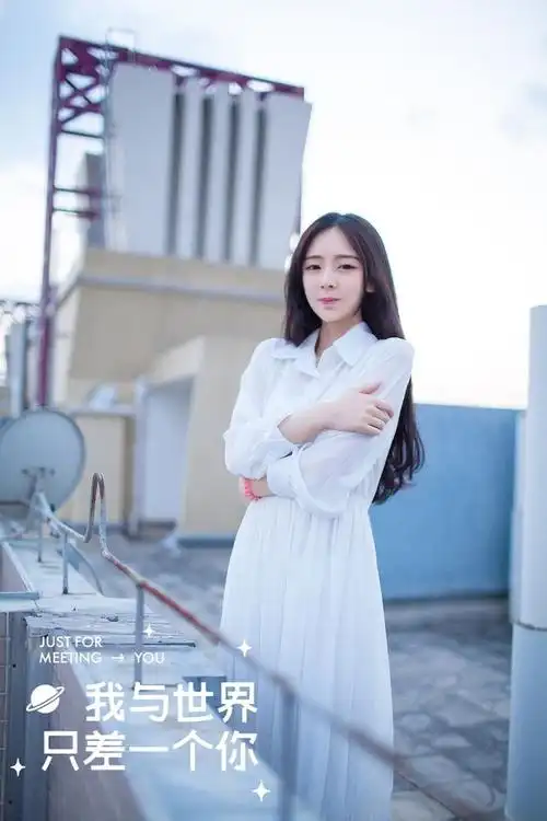 组图:厦大校花程熙媛清纯照被赞不输奶茶