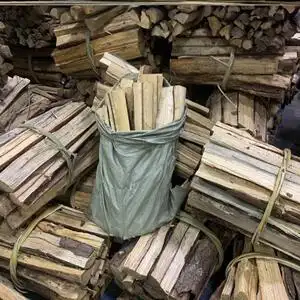 烧柴木头干柴火 家用烧火柴 松木柴 杂木柴 火柴灶柴火 郊外篝火