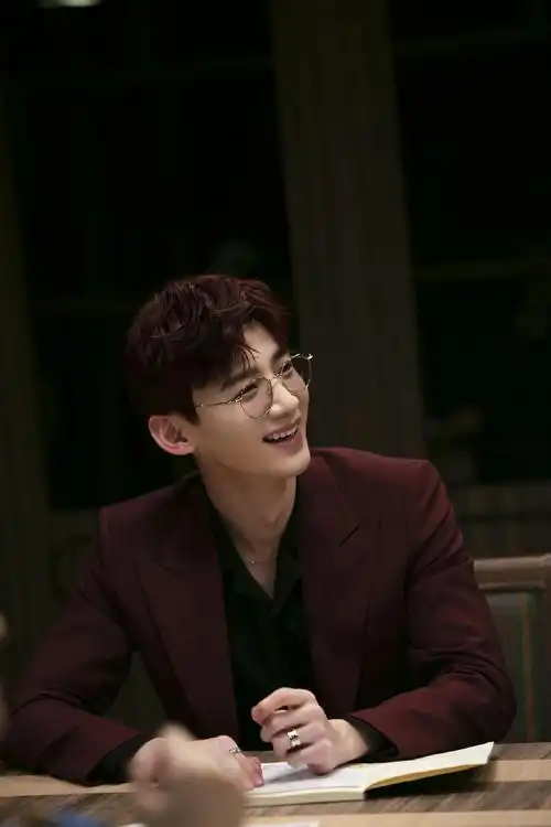 啊啊啊啊啊啊啊我要嫁给白敬亭!