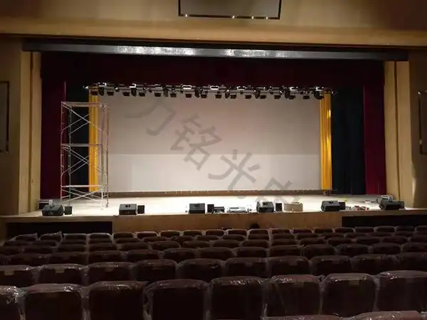 打造小型镜框式舞台灯光设计方案怎么选灯具,其实很简单