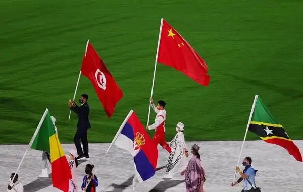 2020东京奥运会闭幕式举行 苏炳添担任中国体育代表团旗手