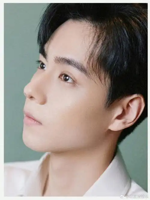 胡一天比7##胡一天出道7周年